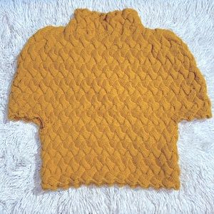 Wool hand made by NY designer Sova short sleeve sweater